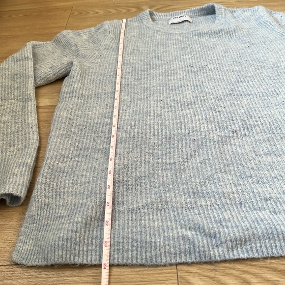 Old Navy Sweater - Picture 6 of 6